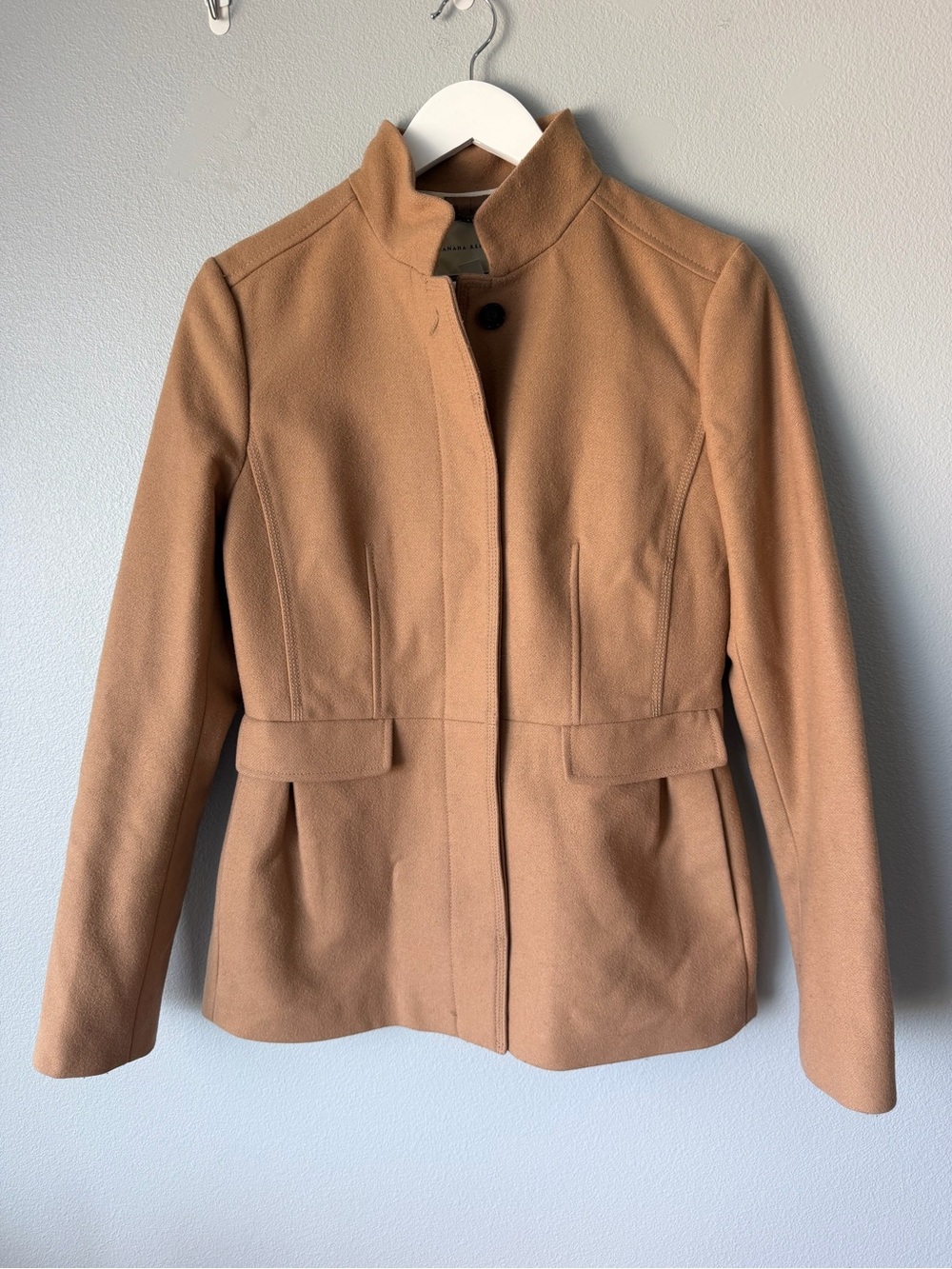 Banana Republic camel tan wool blend button down pea coat Women’s S Tall